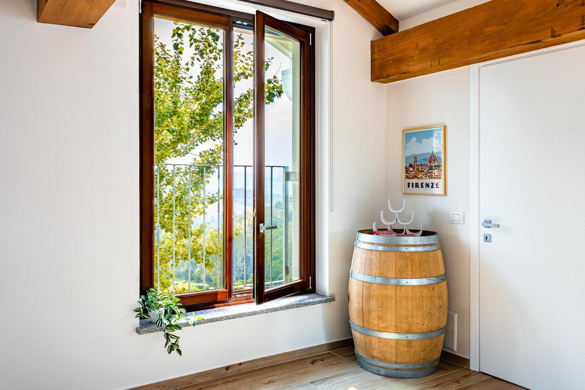 فندق Charming Barolo Wine Loft Monforte dʼAlba المظهر الخارجي الصورة