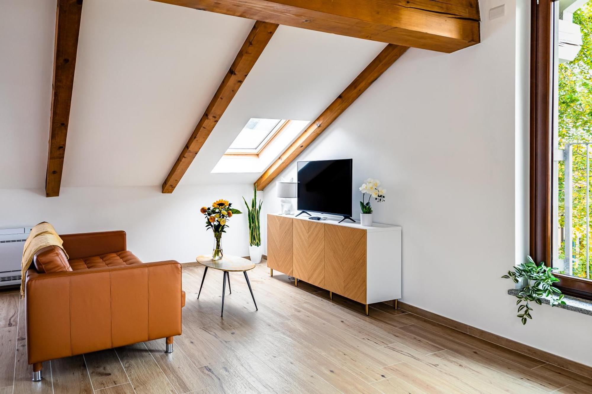فندق Charming Barolo Wine Loft Monforte dʼAlba المظهر الخارجي الصورة